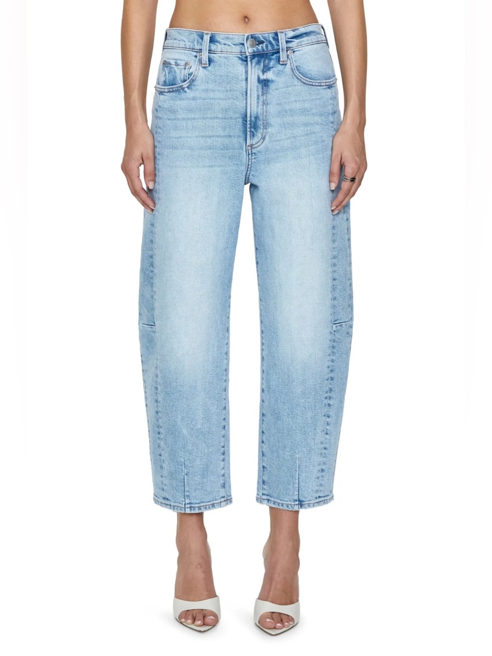 Pistola Eli Ankle Barrel Leg Jeans
- Women's Light Blue Denim